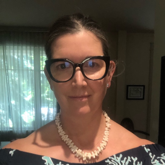 Meet your Posher, Heather - Picture 1 of 1